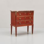 1040 2014 CHEST OF DRAWERS